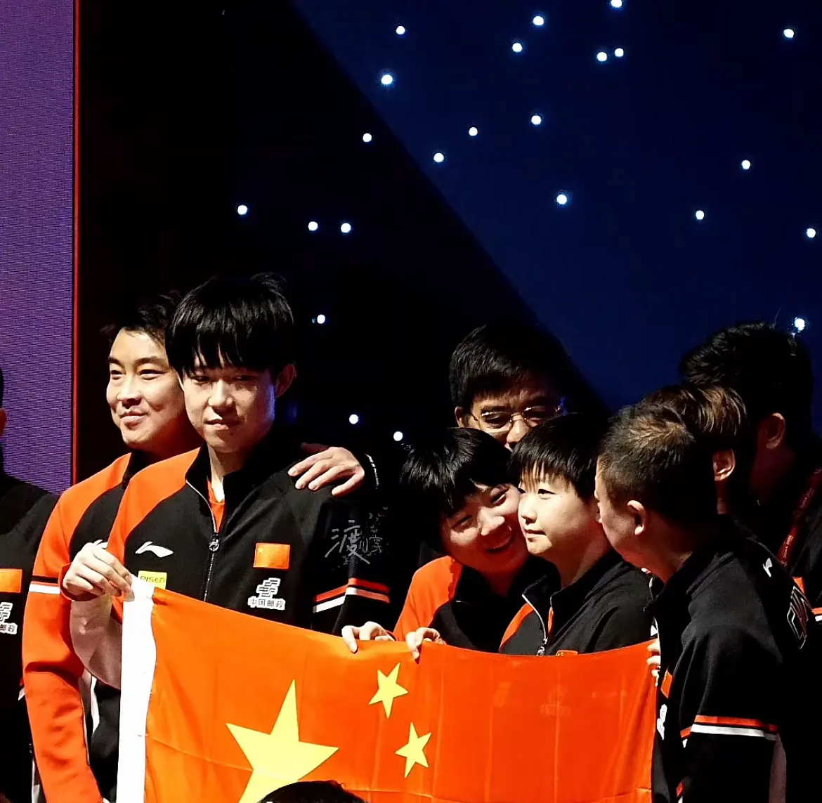 波兰队逆转中国队,王皓点燃赛场 波兰队逆转中国队,王皓点燃赛场