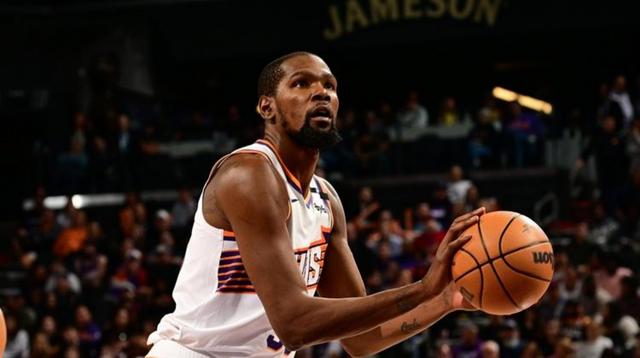 猛龙力克上海队，杜兰特统治全场