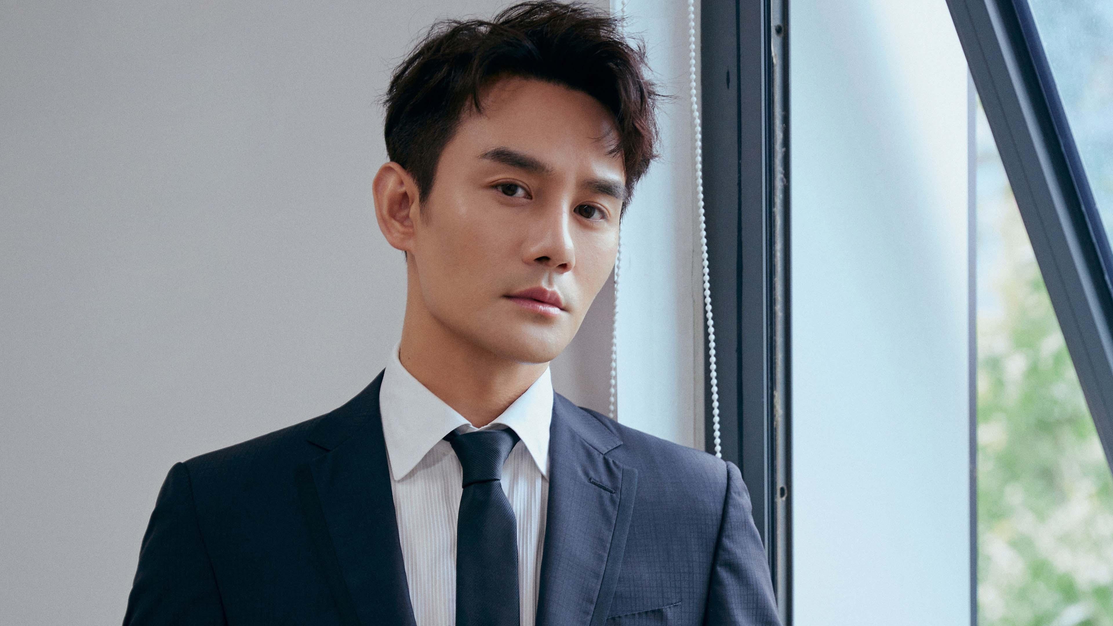 双星闪耀夜,勇士连续得分高潮锁定胜局,浓眉强势封盖成为关键先生