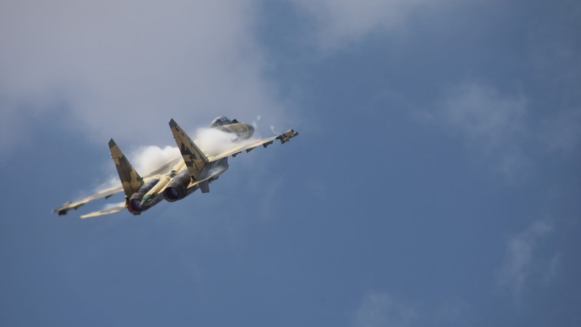 F1街道赛之夜,文班亚马,在篮球的钢铁丛林里持续制造杀伤